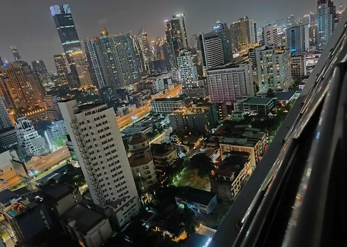 Omni Tower Sukhumvit Soi 4 Direct