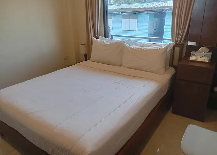 Suthep Home&Hostel