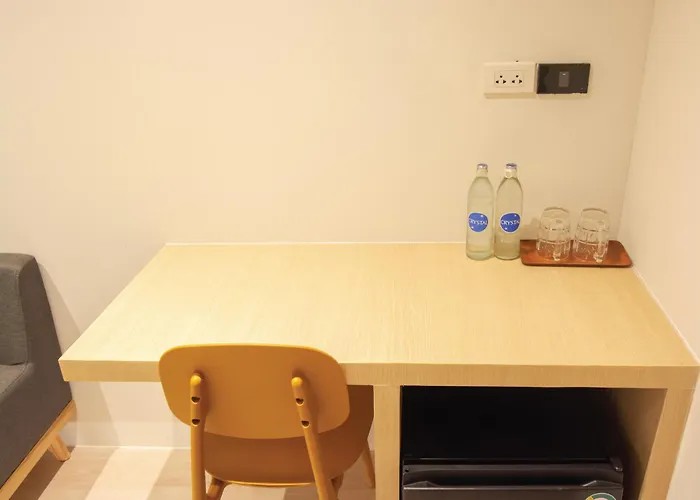 Sleep Box Sukhumvit 22
