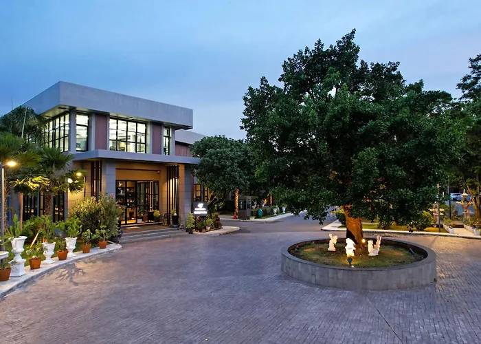 Raweewan Residence Hotel