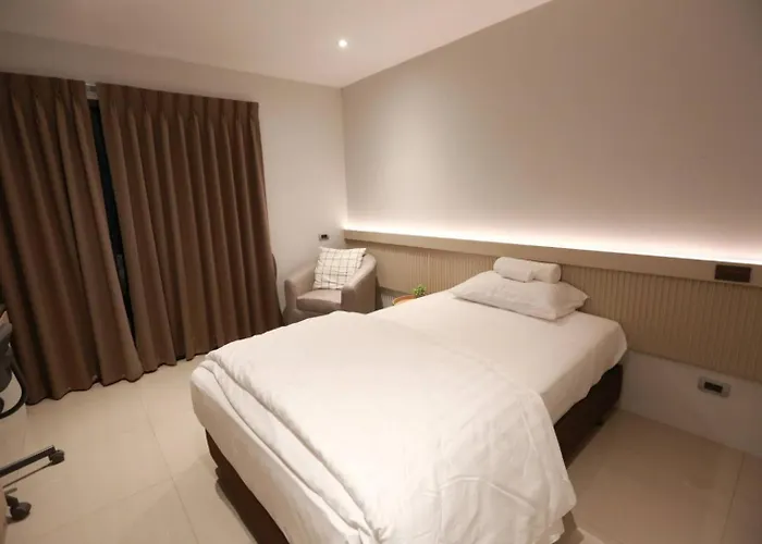 Baantip​ Homestay