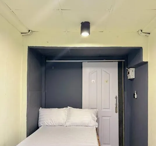 Chubby 5 Room 3