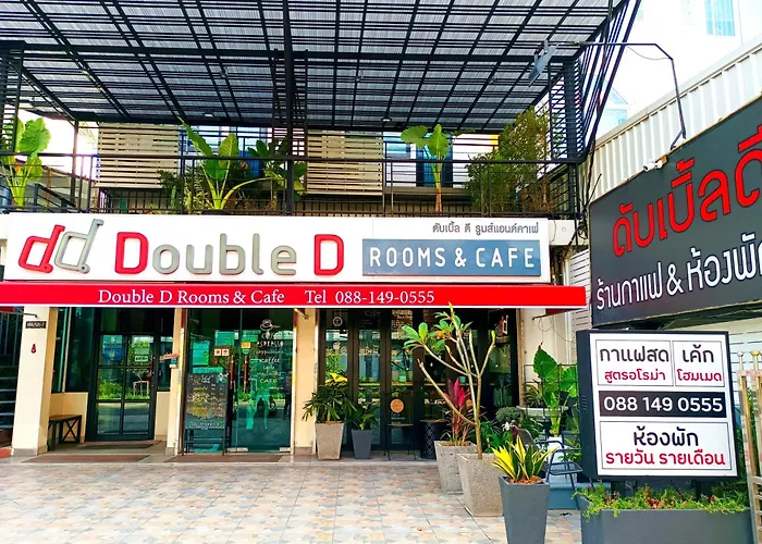 Double D Rooms & Cafe