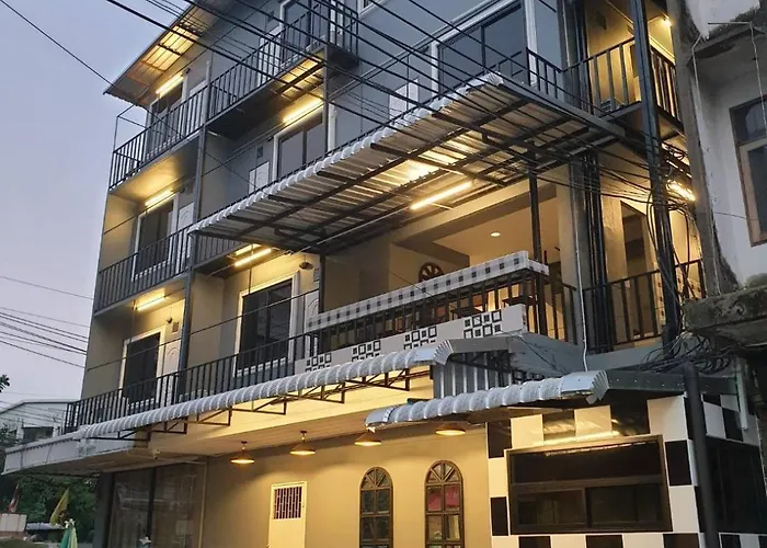 Gail\'S Hostels