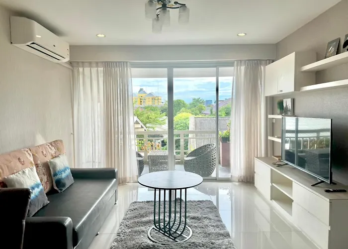 Baan Sabai Rama IV Apartment