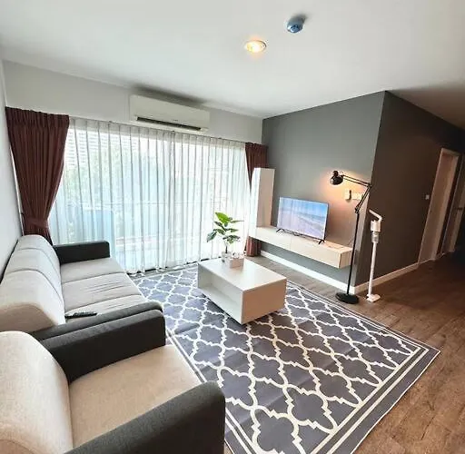 Family Room In Charan Pinklao