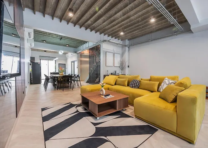 Haus Phrom Phong