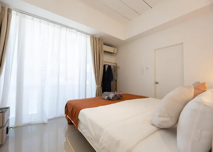 Ratchada Retreat Boutique Suites