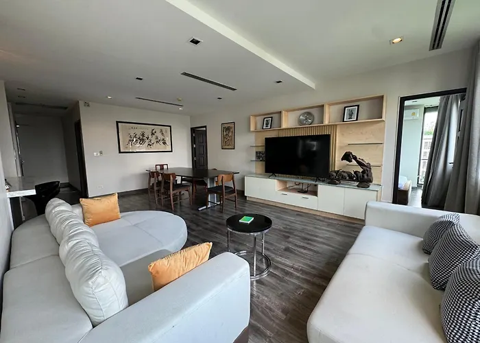 W8 Condo, Top Floor Luxe 3 Bedroom Penthouse, Hip Central Bangkok Area, 5 Mins From Thonglo Bts Station
