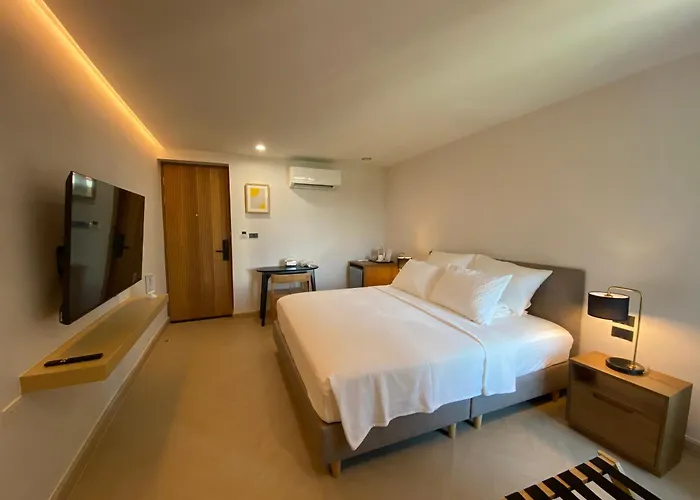 The Celestrail Sukhumvit Onnut Bts Non-Hotel Accommodation