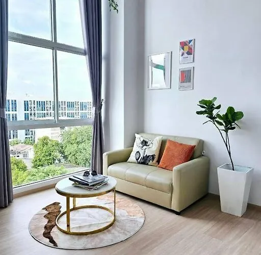 Midtown Duplex Ratchayothin 272