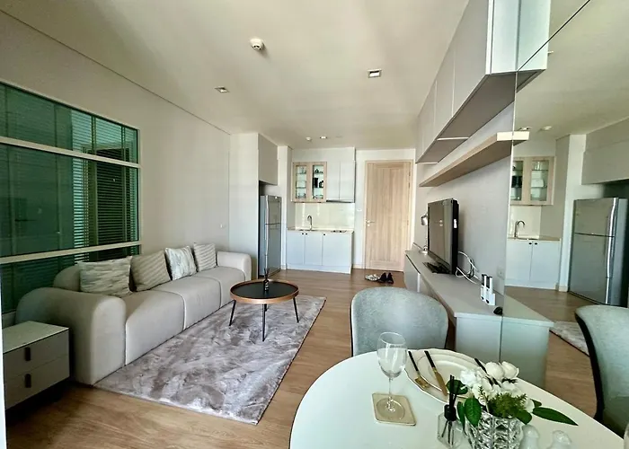 Luxury Apartment At Central Watthana