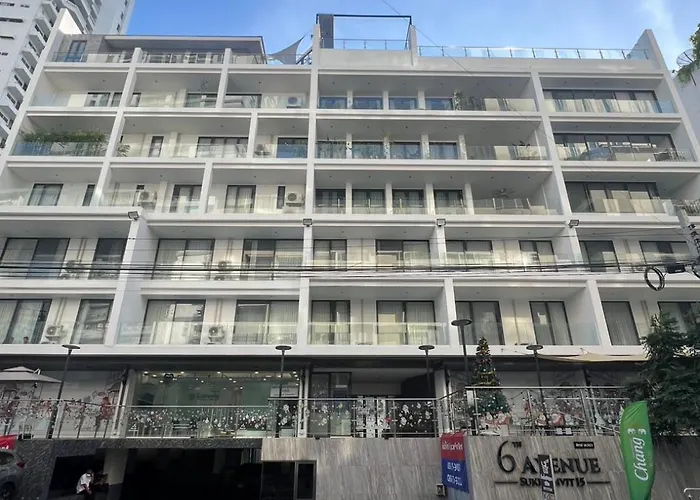 6Th Avenue Sukhumvit Bkk 407 Bts Asoke Nana