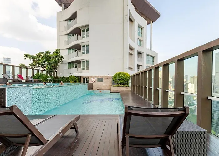Large Room With 2Beds Bts Chitlom Sukhumvit Bkk