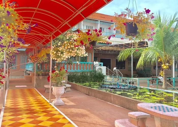 Waterside Hotel
