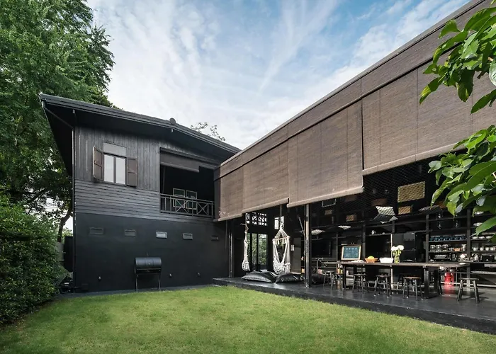 Kloem Hostel (Adults Only)