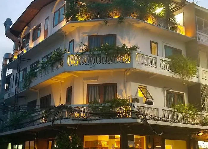Elefin Bed And Breakfast