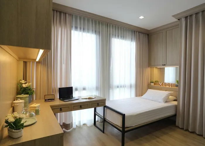 Mali @Wongsawang Boutique Hotel