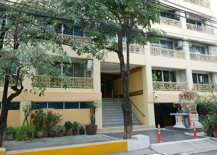 999 Soi Kesini Ville