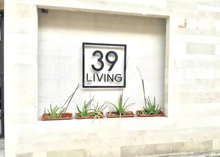 39 Living