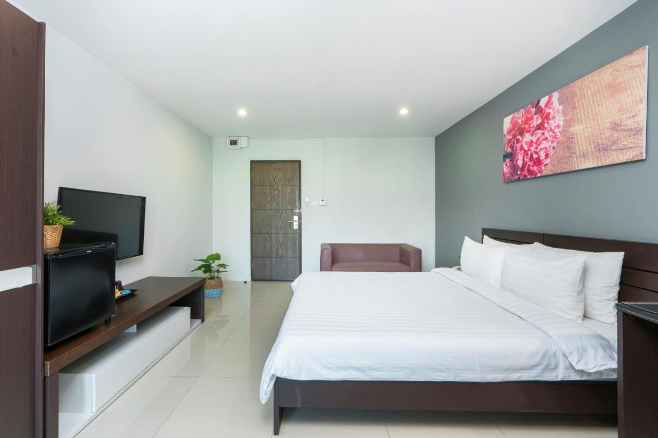 Hotel De Botan Srinakarin & Bangkok