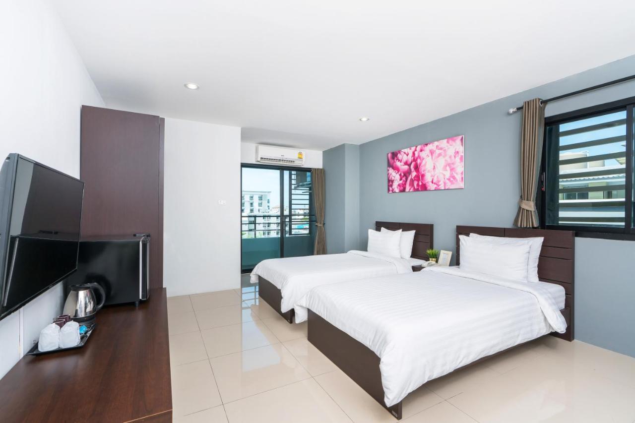 De Botan Srinakarin & Hotel Bangkok