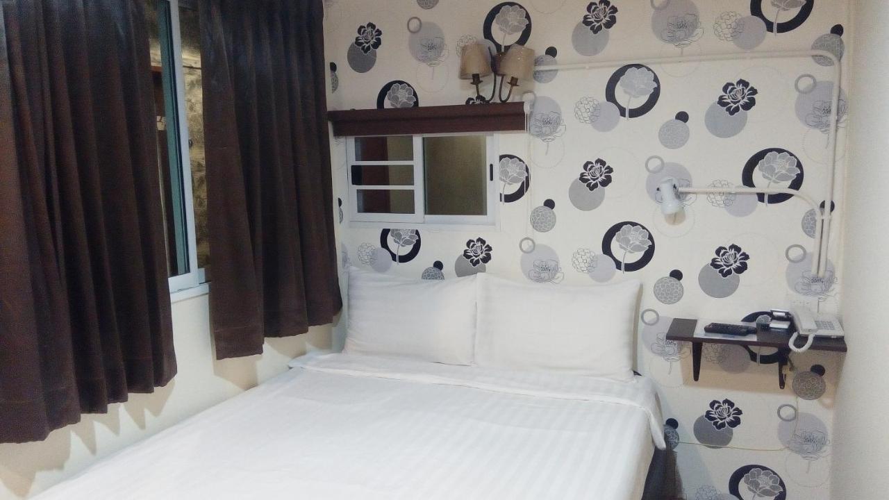 14 1 Hotel