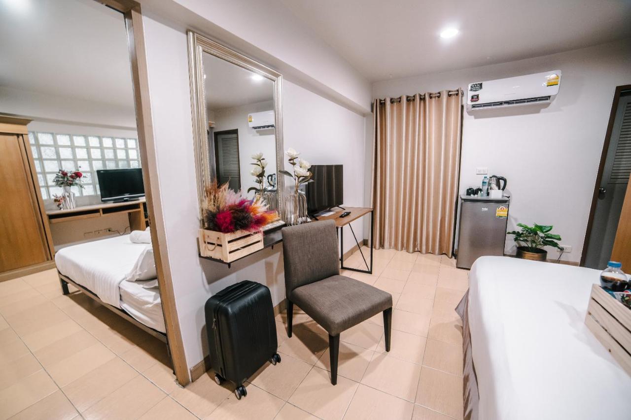 Platinum Hotel