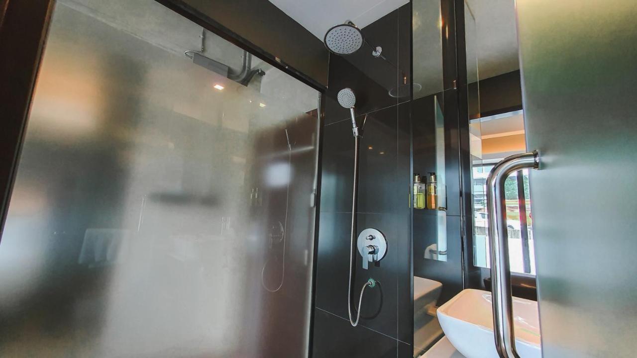 Ordinary Hotel 3*