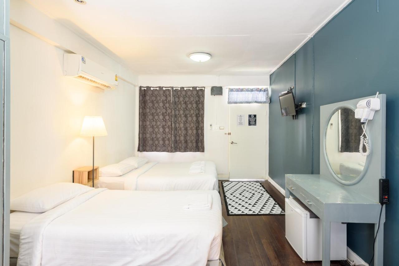 Siam Square House 3*