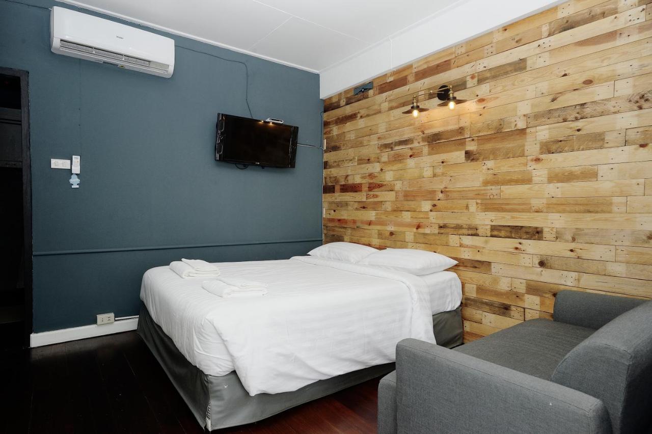Siam Square House 3*