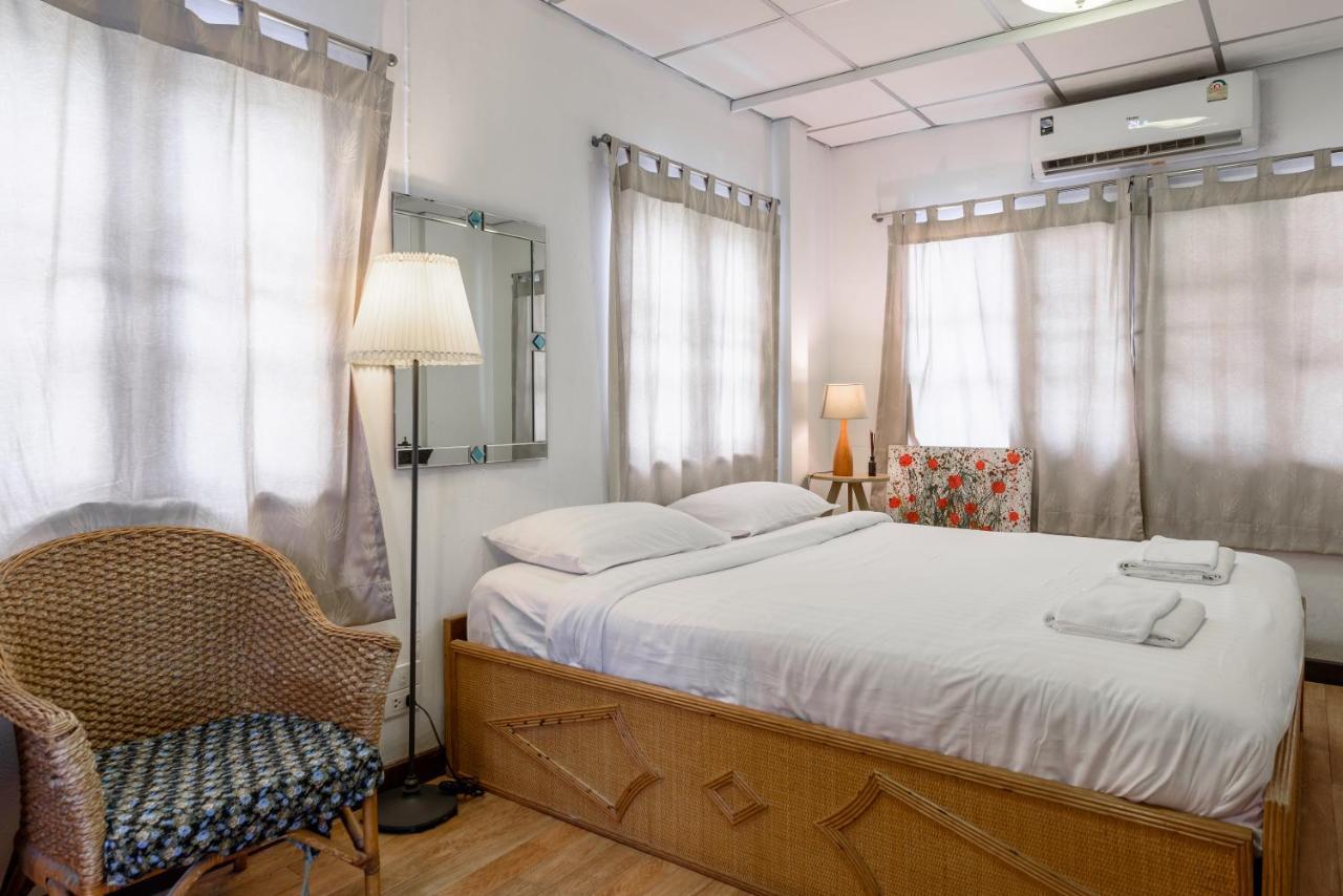 Siam Square House 3*
