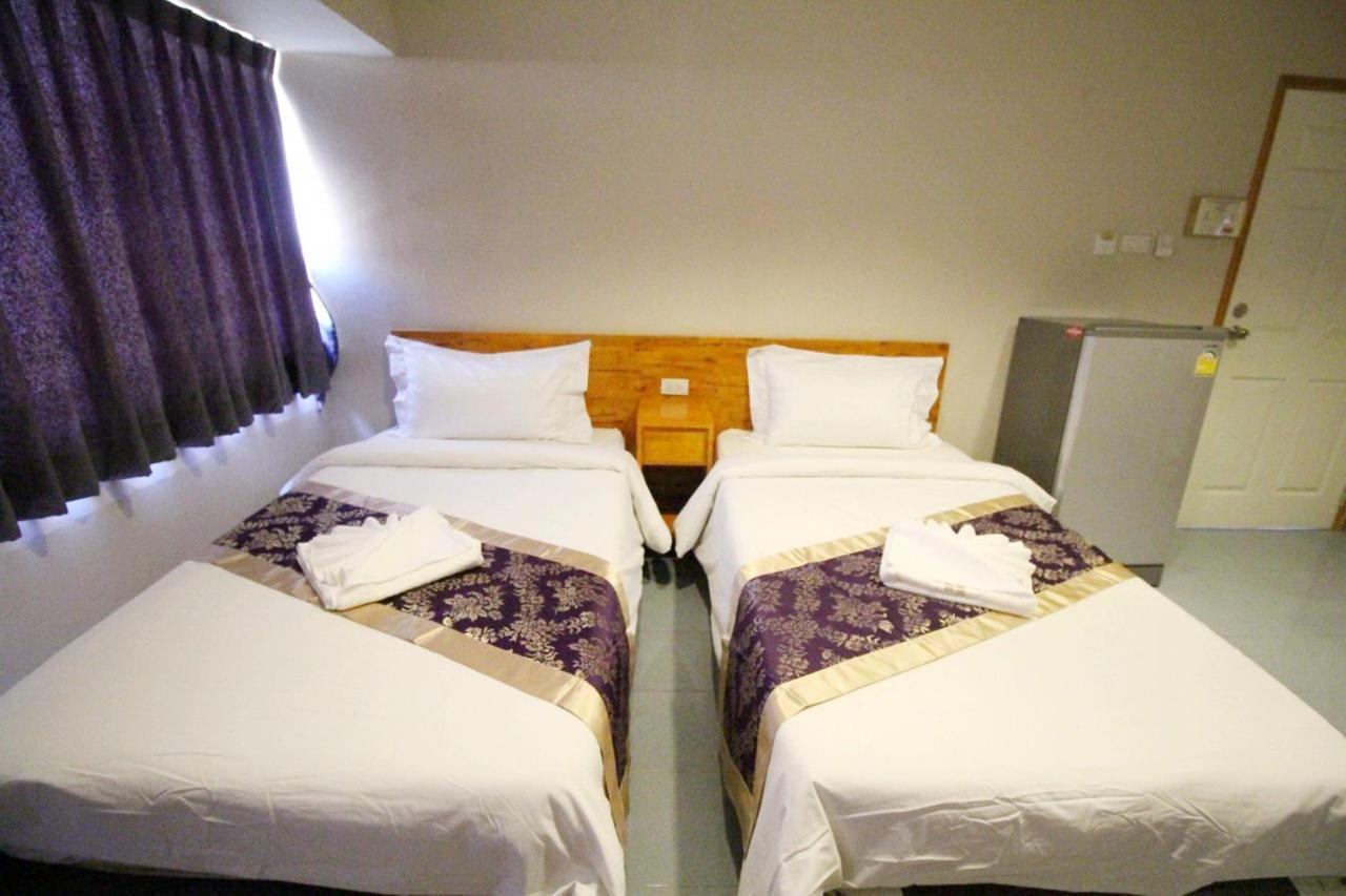 Aparthotel Lee Place Phatthanakan *