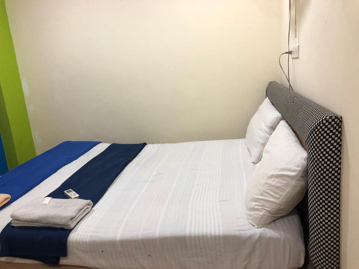 Hotel Oyo 1146 Paris In Bangkok