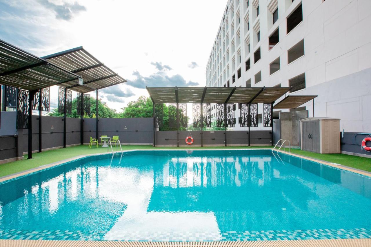 The Royal River Hotel 4*