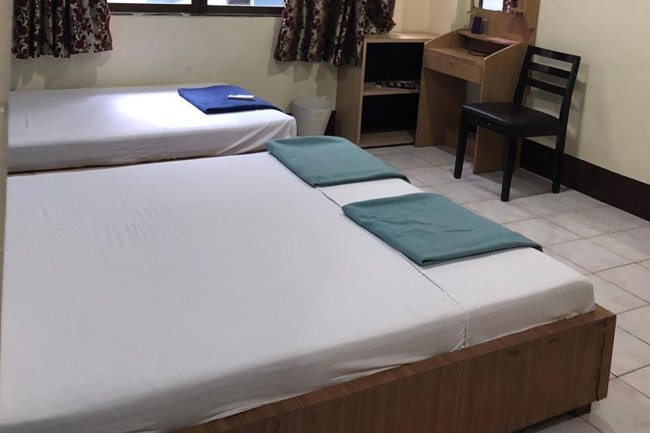 Hotel Oyo 1146 Paris In 2*