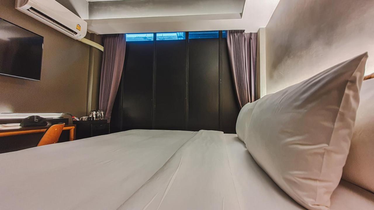 Ordinary Hotel 3*
