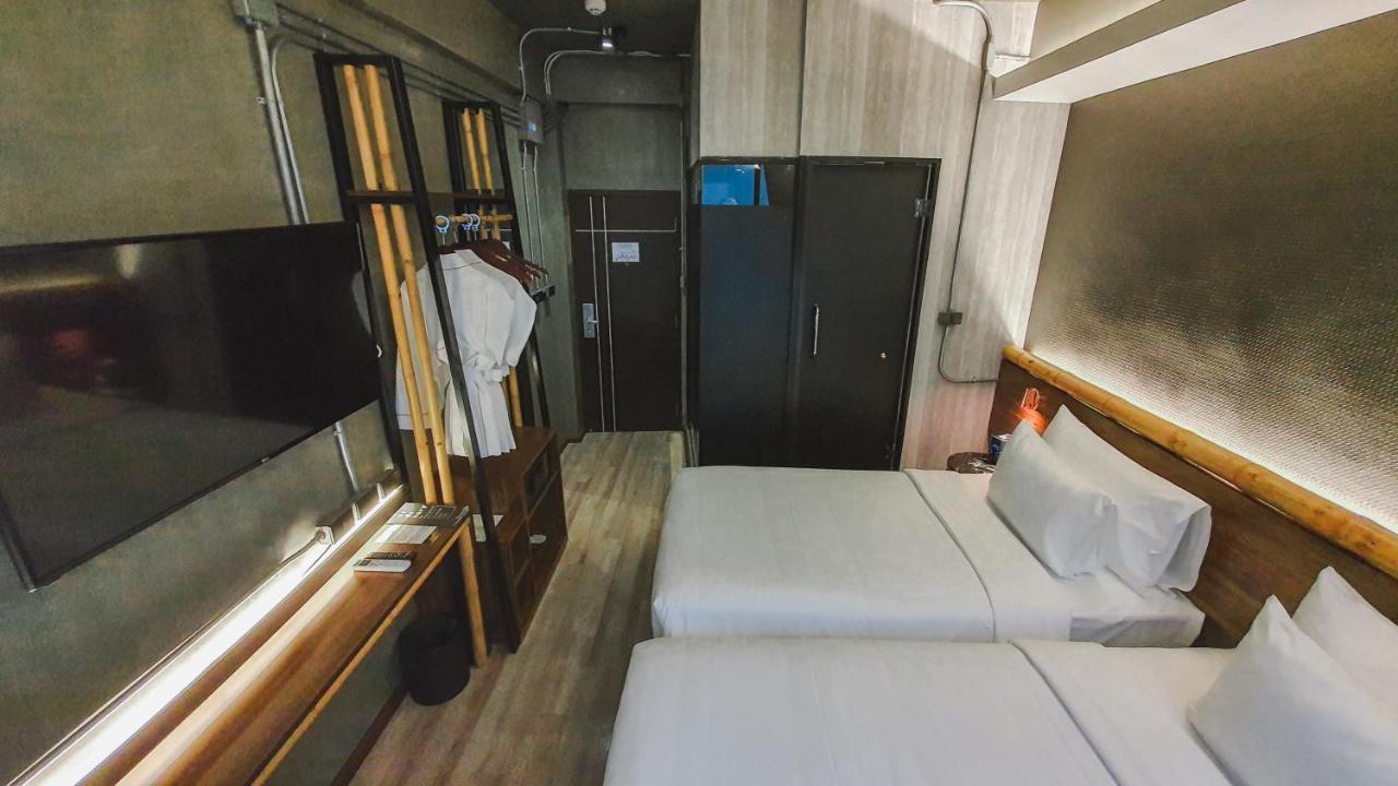 Hotel Ordinary