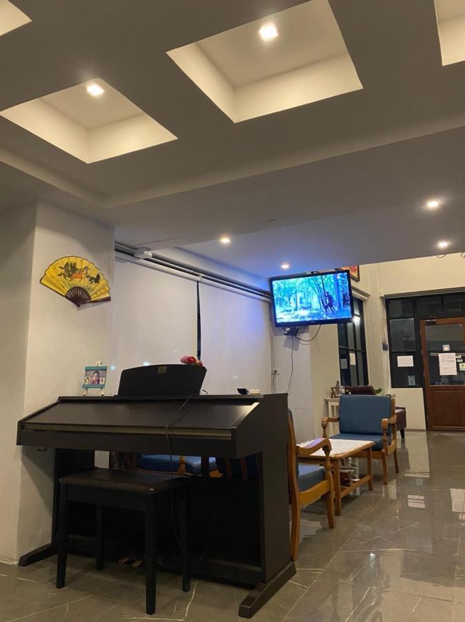 43 Bangkok