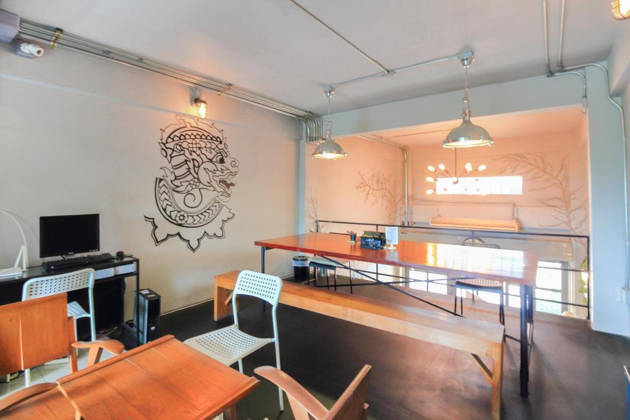Hotel Oyo 421 Guyasuka & Cafe 2*