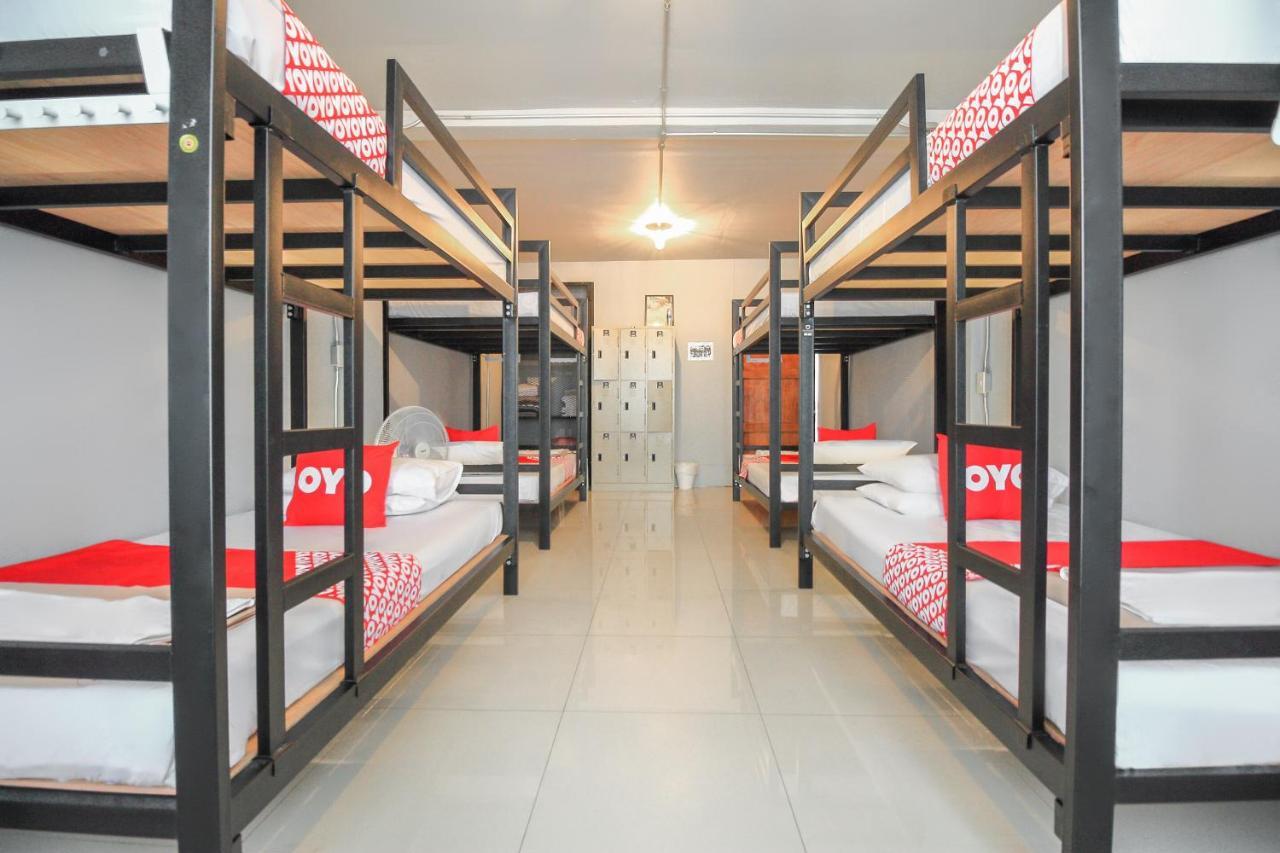 Hotel Oyo 421 Guyasuka & Cafe