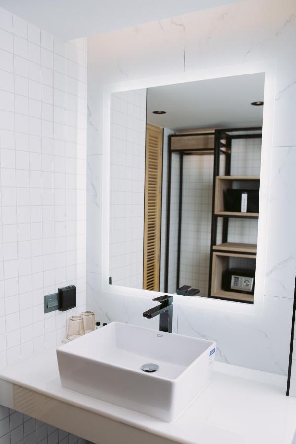 Hotel @nares Bangkok