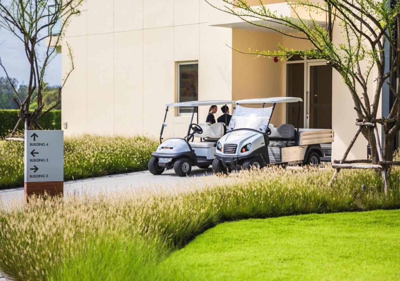 Eastin Thana Golf Resort