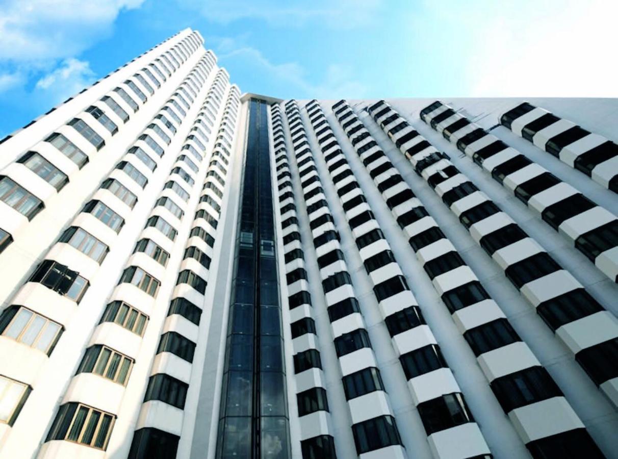 Omni Tower Cozy Bangkok