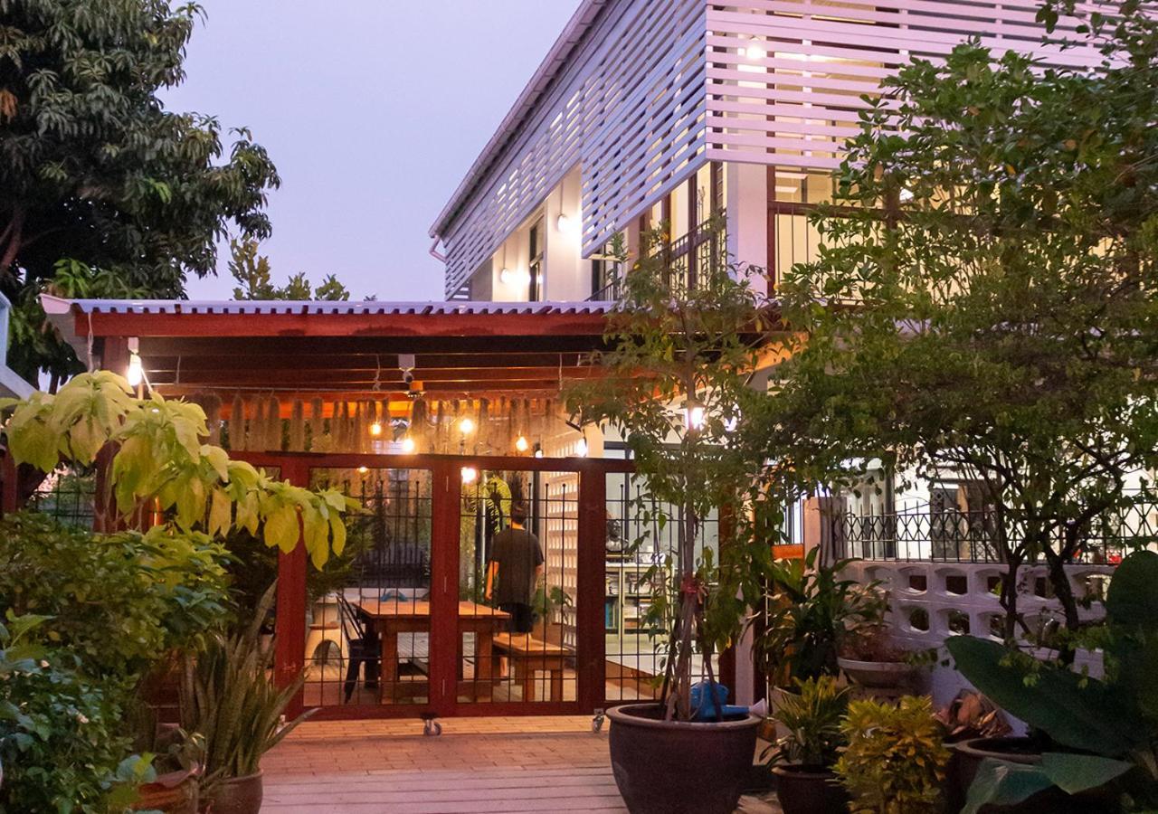 Liaw Base House *