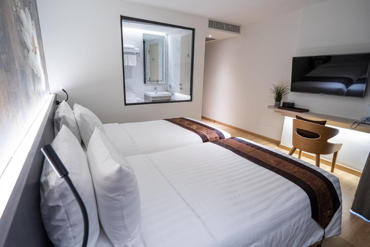Pannarai Hotel Bangkok-Pra Tunam Hotel 4*