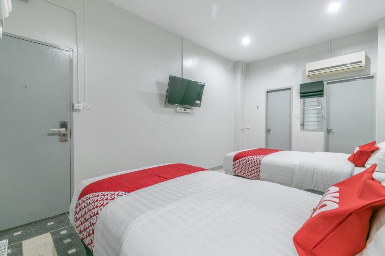 Oyo 818 Suksomboon Hotel
