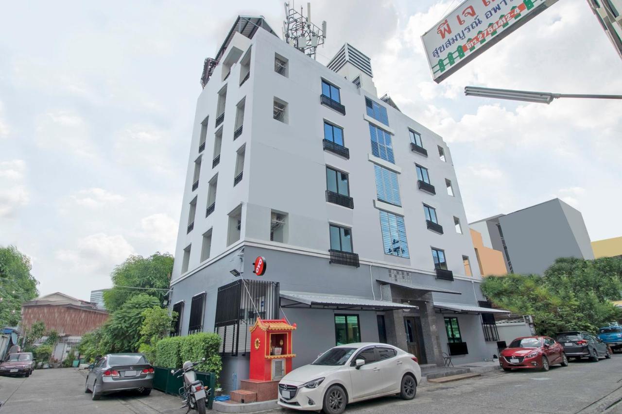 Hotel Oyo 818 Suksomboon 2*