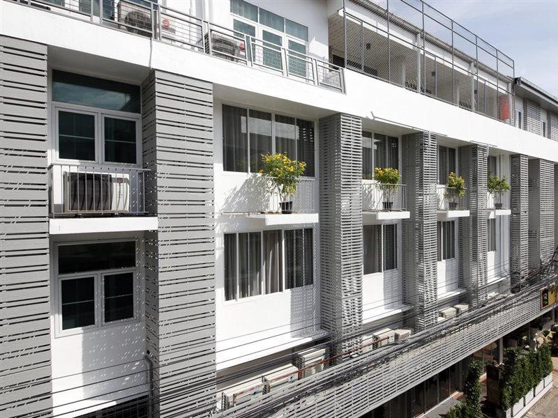 Ratchadamnoen Hotel 4*