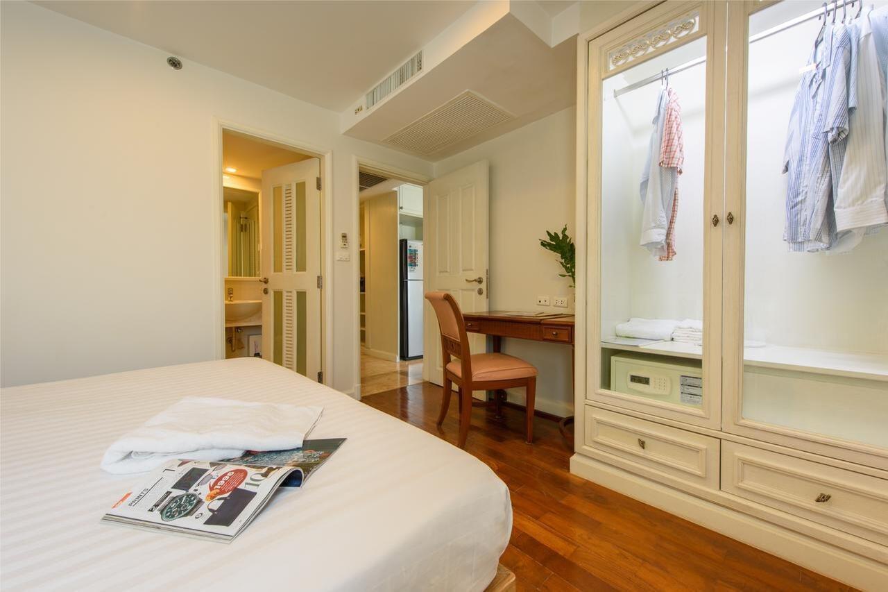 Sabai Sathorn Apartment *
